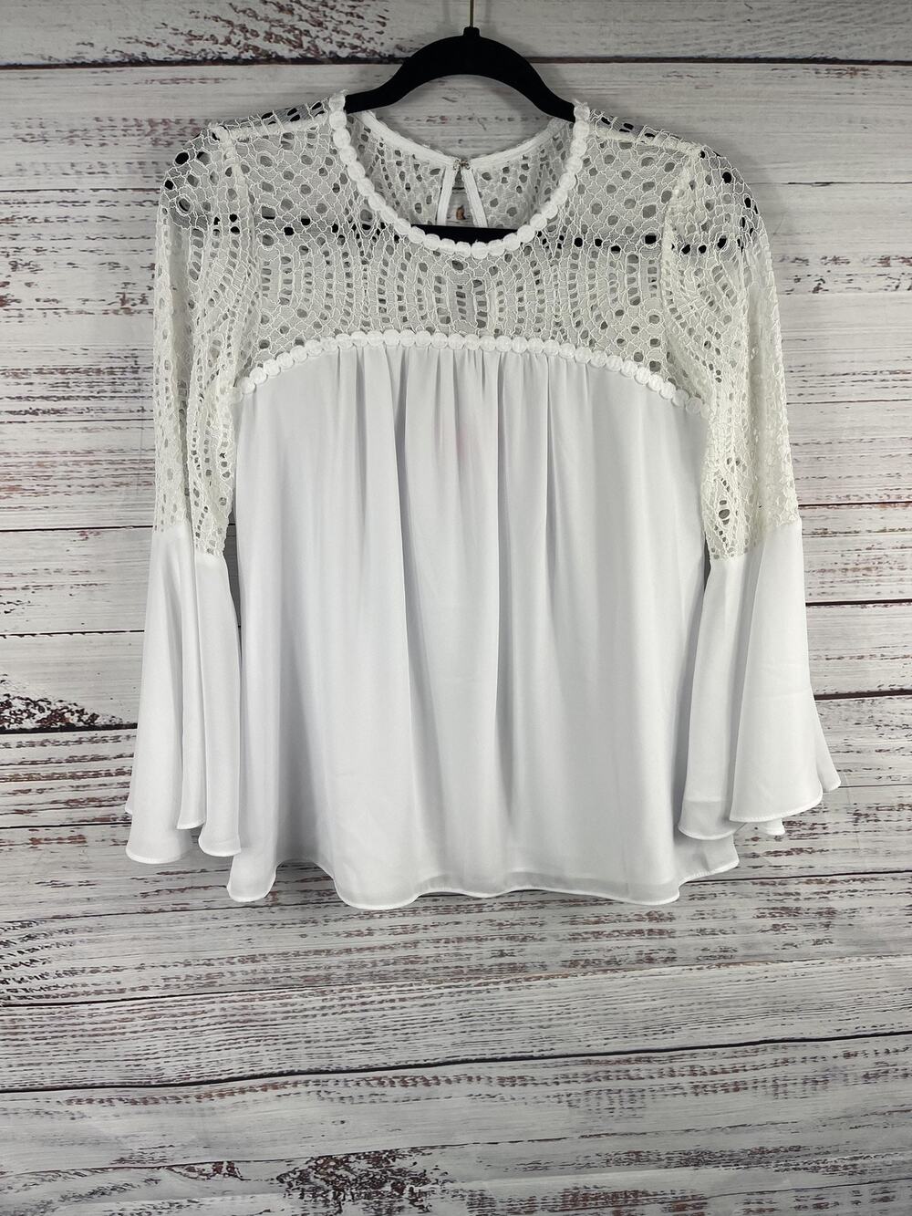 Lilly Pulitzer Blouse Women's 2 White Crochet Lace Bell Sleeve Boho Chiffon Top